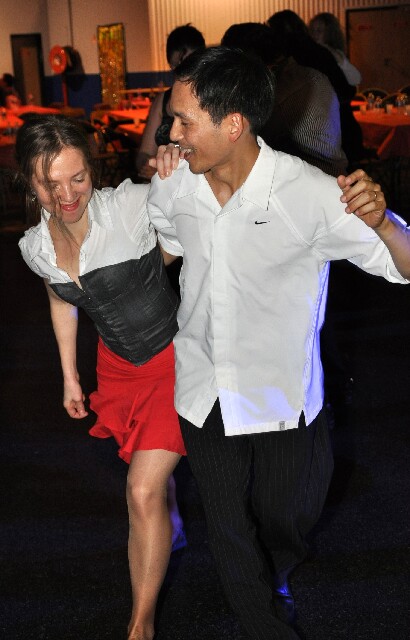min 2008 11 08 fous swing 384